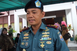 TNI AL Kawal Gafatar Keluar Laut Balikpapan, Yang Ditangkap Oleh POLRES KUKAR sebanyak 235 Jiwa.